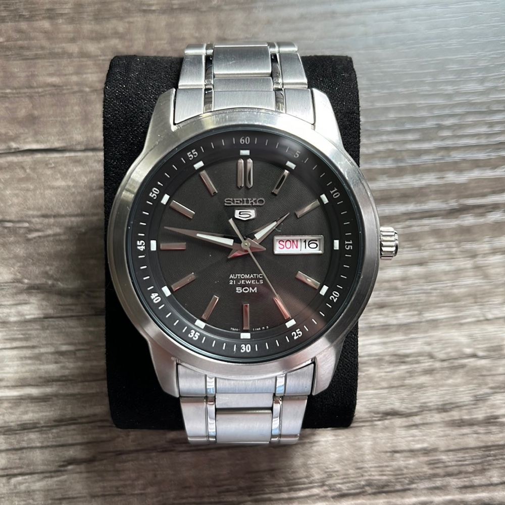 Seiko Men’s Stainless Steel Watch